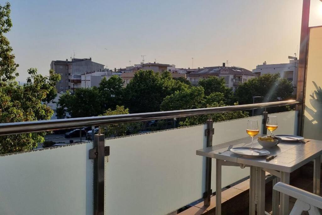 Piso En El Centro Con Vistas Al Mar Y Balcon Διαμέρισμα Ρόζες Εξωτερικό φωτογραφία